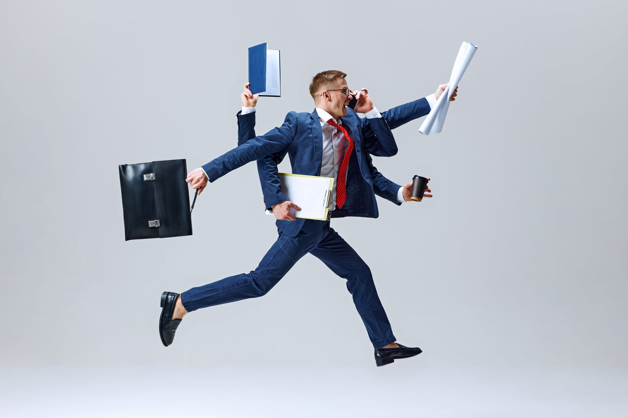 Cada vez más personas asocian el bienestar con la reducción consciente de estímulos, tareas y vínculos que no aportan sentido