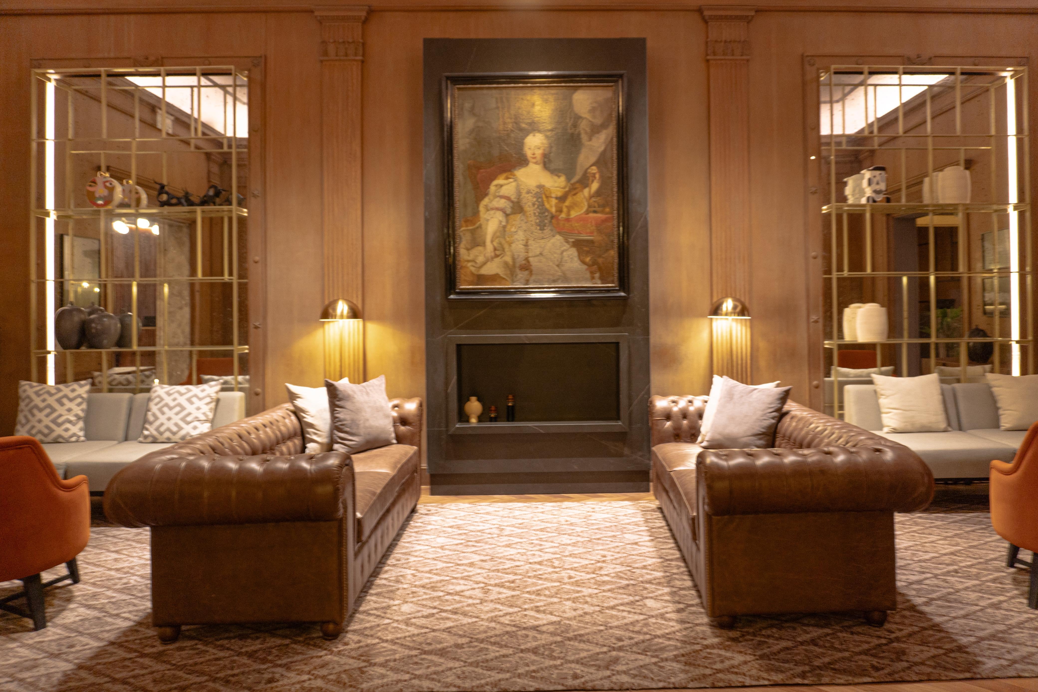 Joyas patrimoniales: siete experiencias para disfrutar hoteles y casonas con historia 14 Uno de los salones del Hotel Lancaster