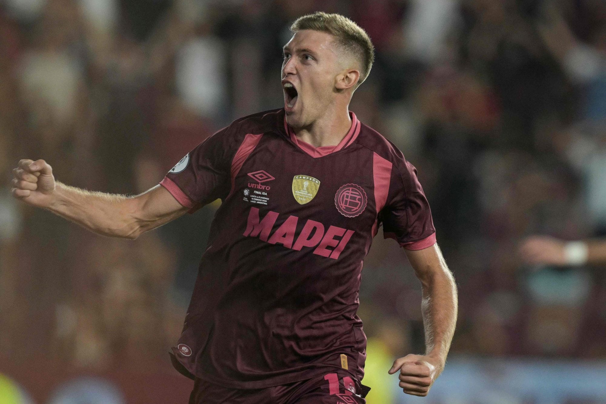 Lanús disfrutó una noche mágica contra Flamengo, pero va con ventaja mínima al desquite