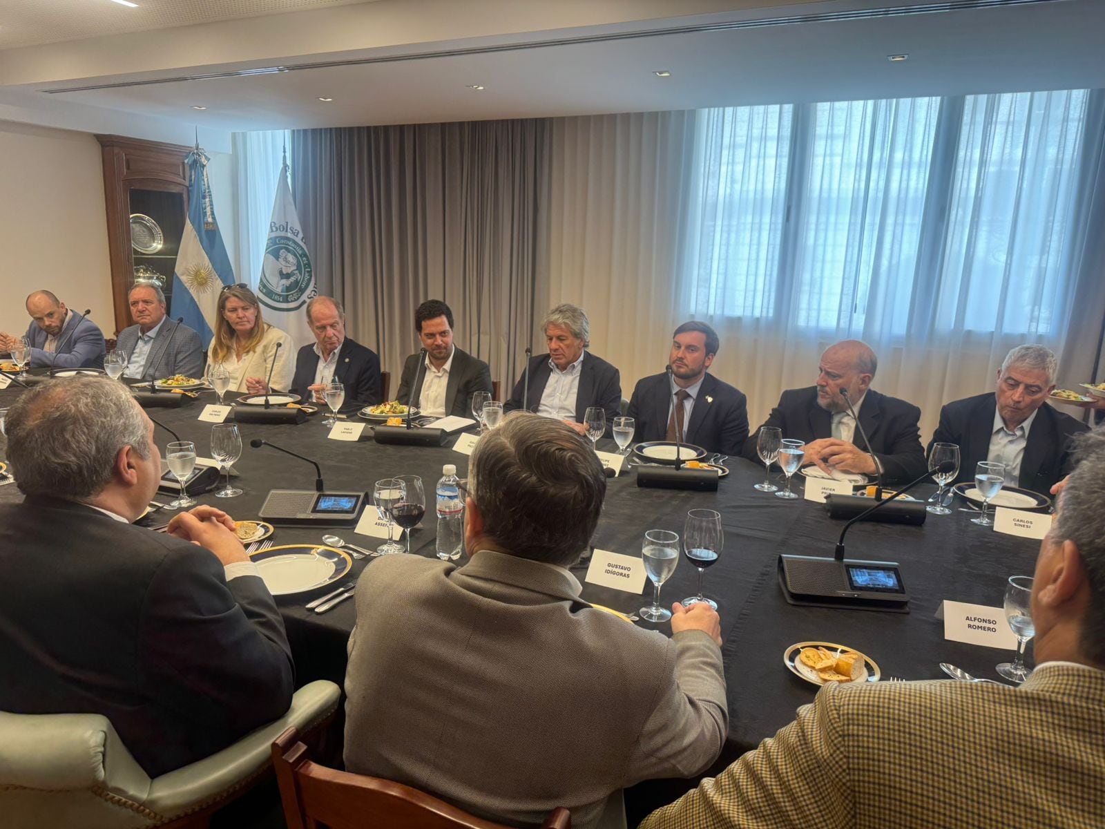 Reunión: la Bolsa de Cereales porteña le planteó al Gobierno la necesidad de reducir impuestos