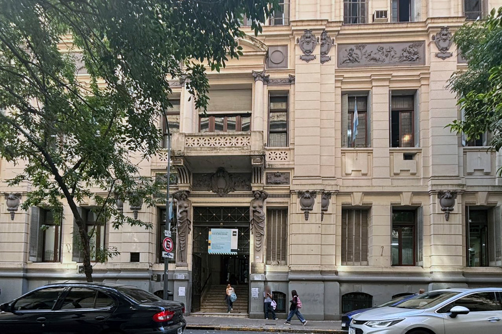 La Escuela Superior de Comercio Carlos Pellegrini