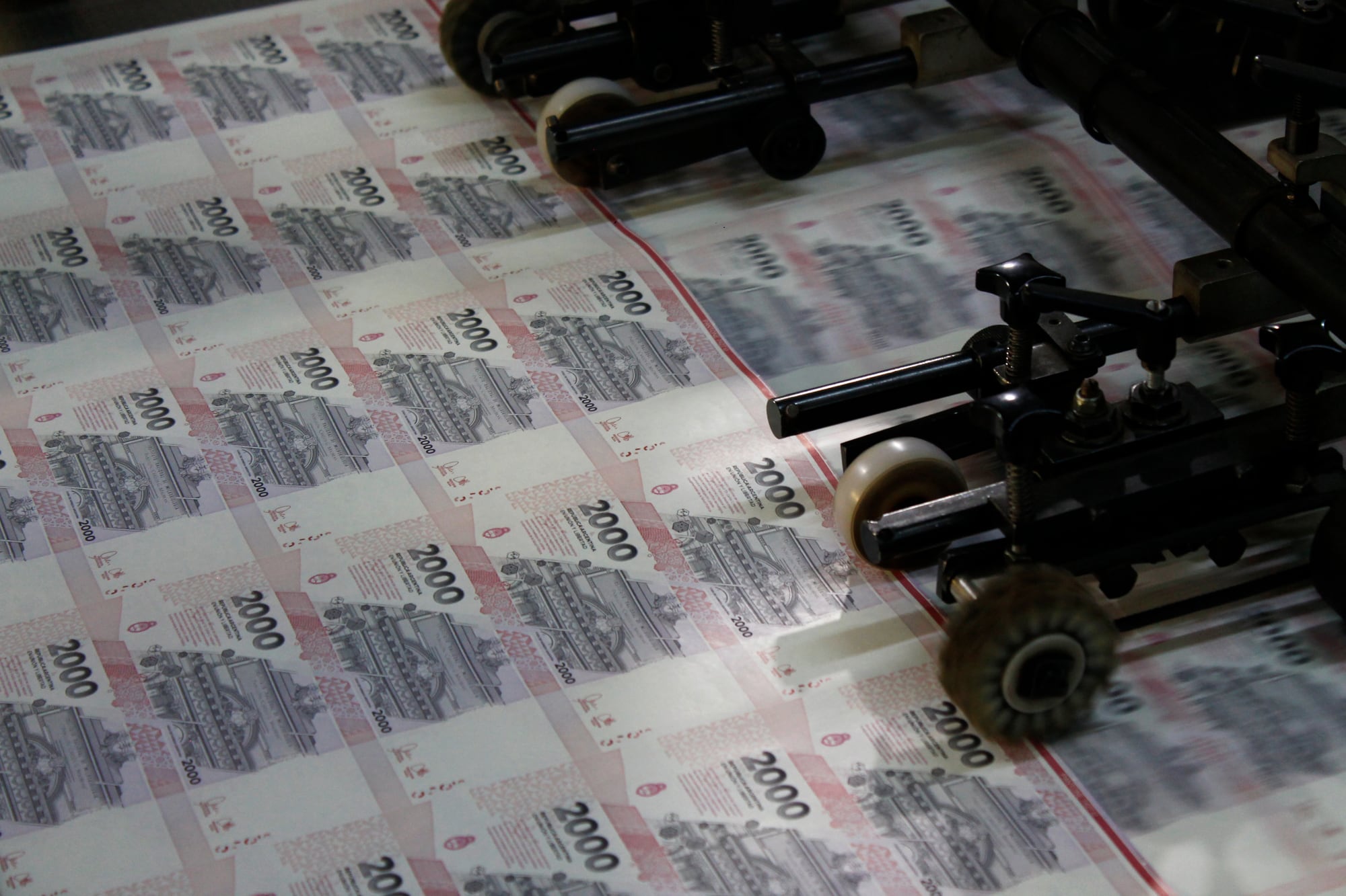 Casa de Moneda dejó de fabricar billetes, pero una empresa inglesa quiere que produzca para ella.