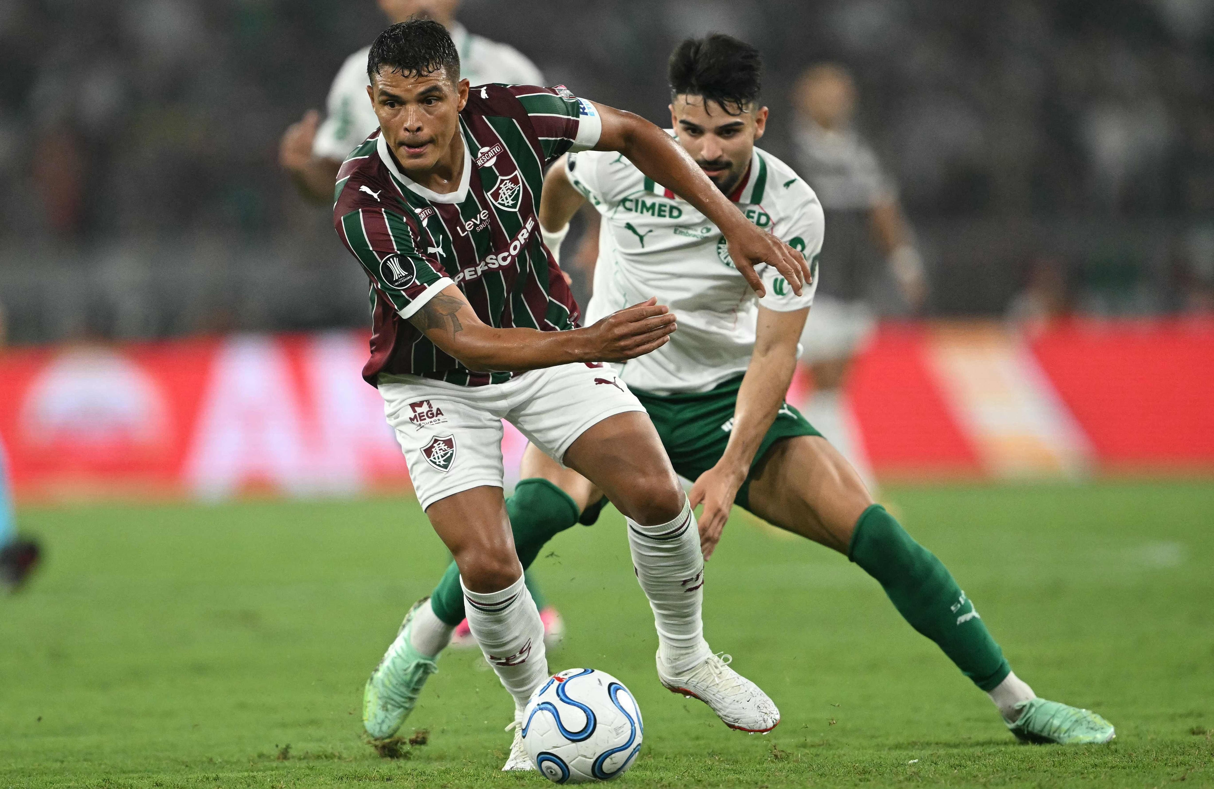 Thiago Silva, figura de Fluminense, que se enfrenta el miércoles con Palmeiras (Photo by MAURO PIMENTEL / AFP)
