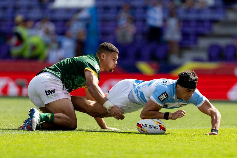 Los Pumas 7s cayeron ante Sudáfrica, que volvió a ser superior y el sueño del título se desvanece