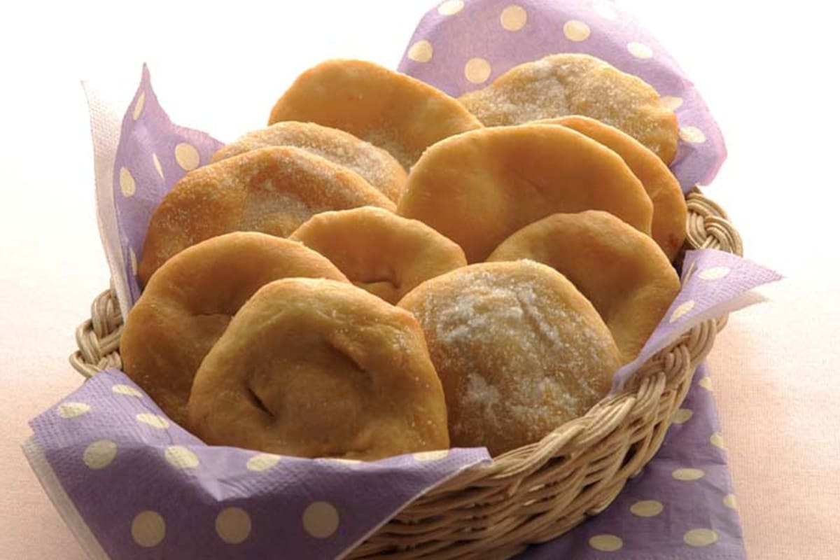 Receita de bolos fritos crioulos Receita de bolos fritos crioulos