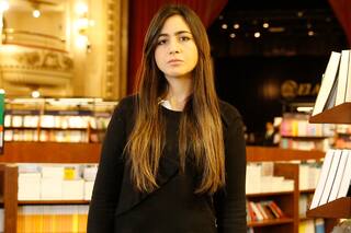 La joven que fue abusada por su tío y escribió un libro para sanar