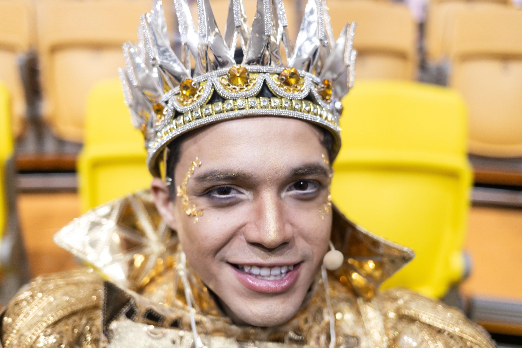 Todo listo para el estreno de El príncipe feliz, corazón dorado