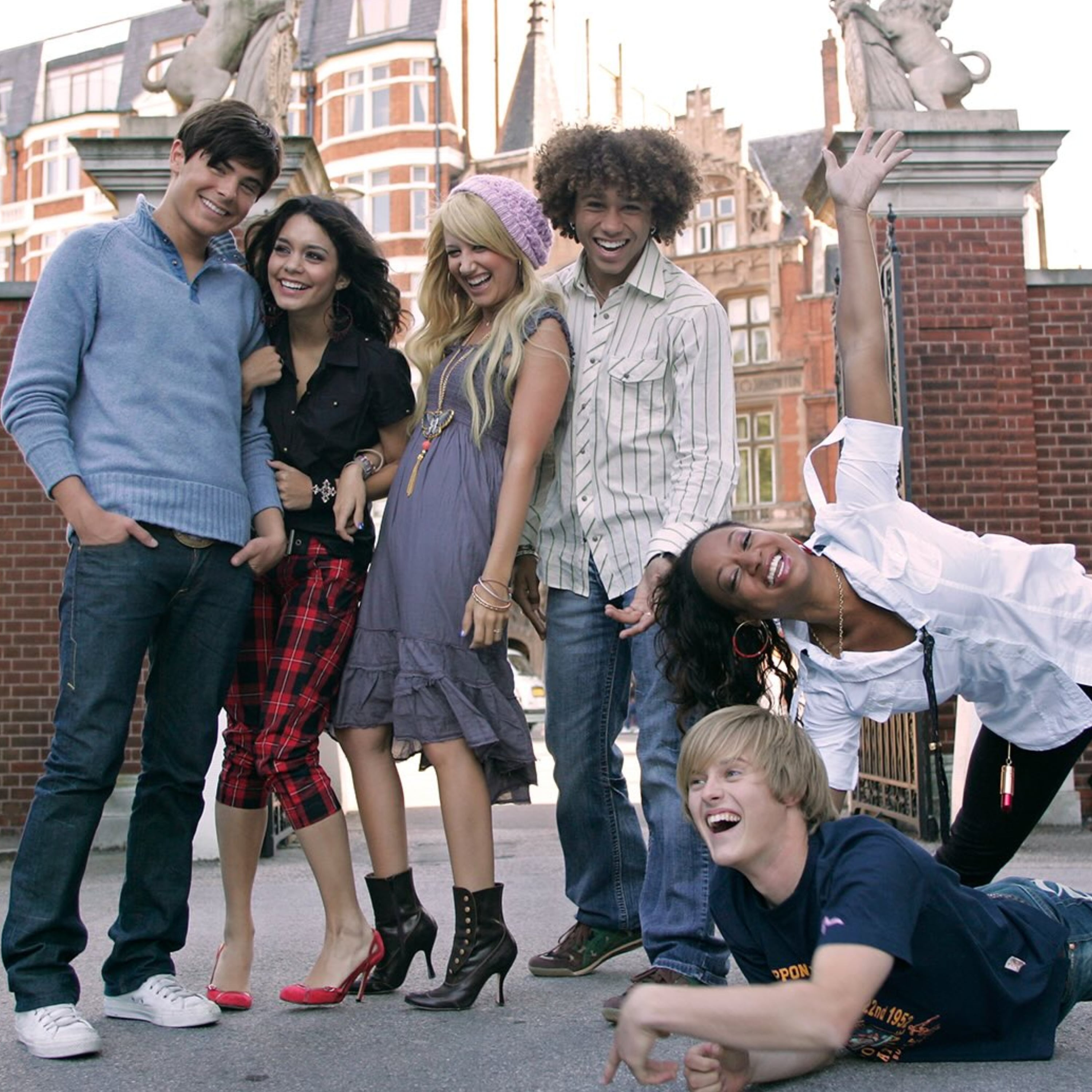 De entre 600 aspirantes, Zac Efron, Vanessa Hudgens, Ashley Tisdale, Corbin Blue, Lucas Grabeel fueron elegidos para integrar el elenco protagónico (Foto: Instagram @disneychannel)