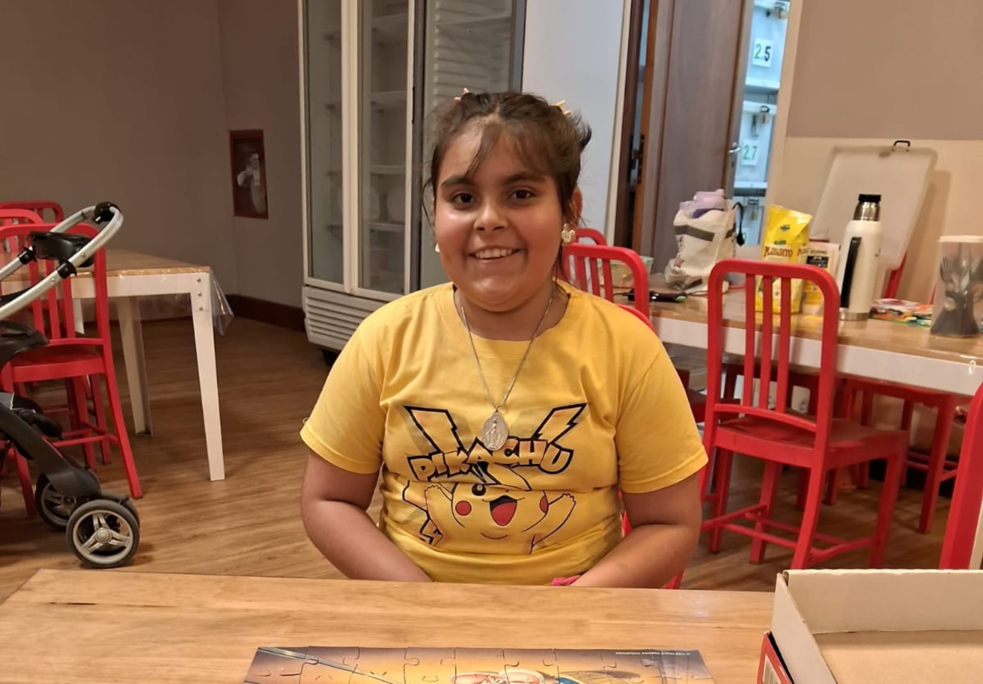 Empezó con dolores intensos de cabeza y panza que repetía desesperada a su mamá,