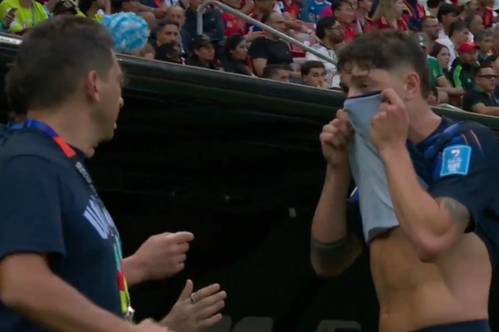 La reacción de Valverde cuando Bielsa lo sacó durante el segundo tiempo