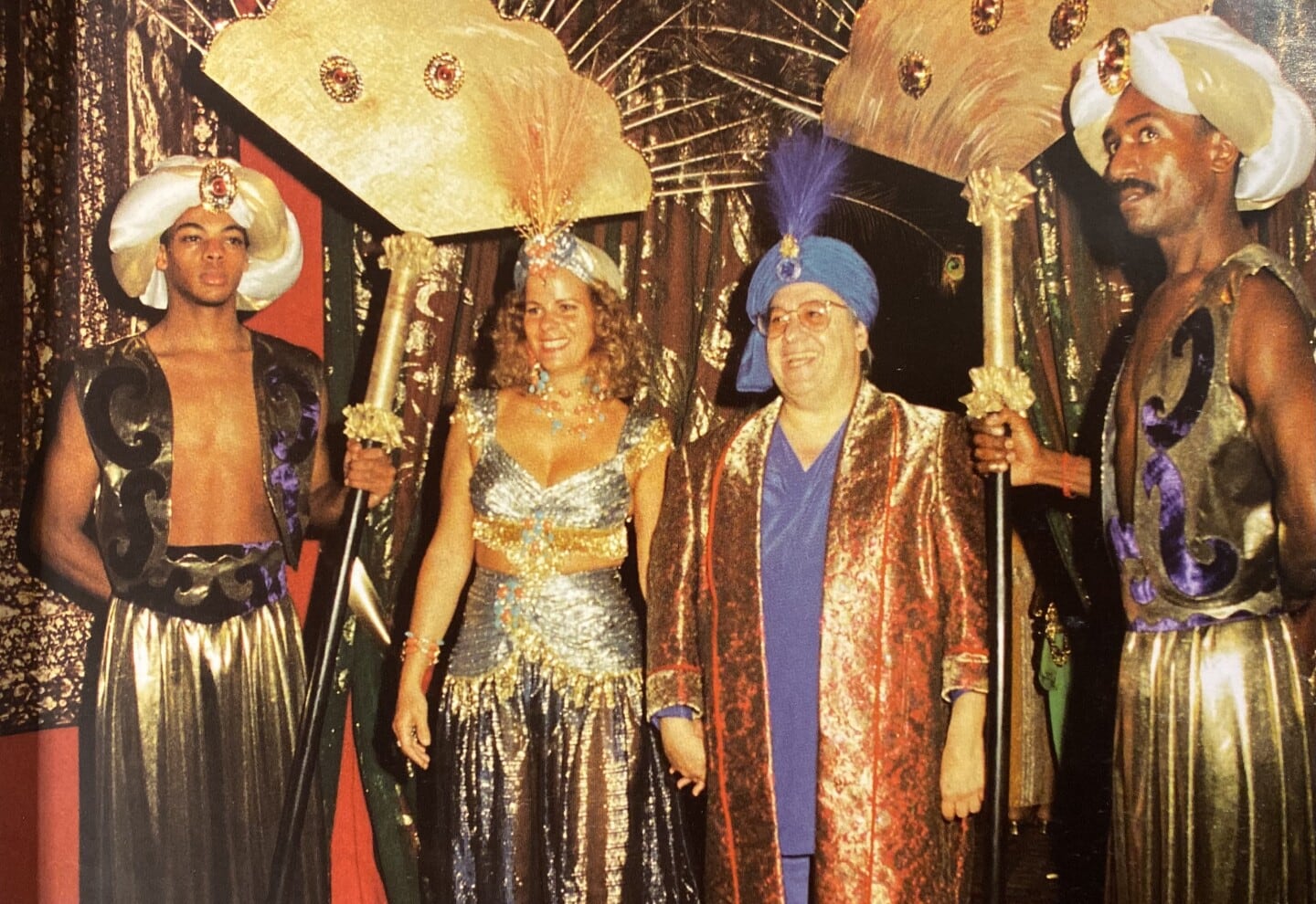 Gilberto Scarpa y su mujer, Enriqueta, anfitriones de