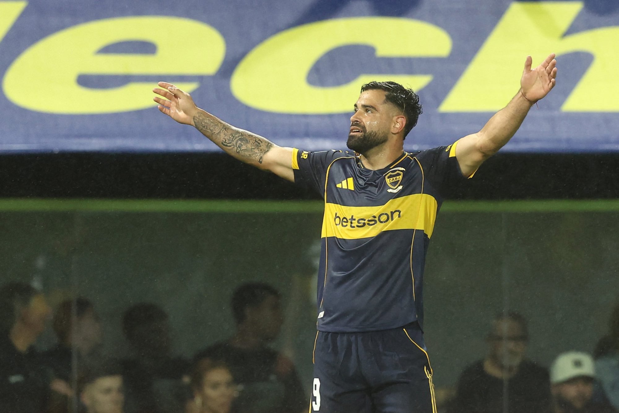 Milton Giménez regresa al equipo inicial de Boca; los habitualmente titulares son reservados para disputar la Copa Libertadores.