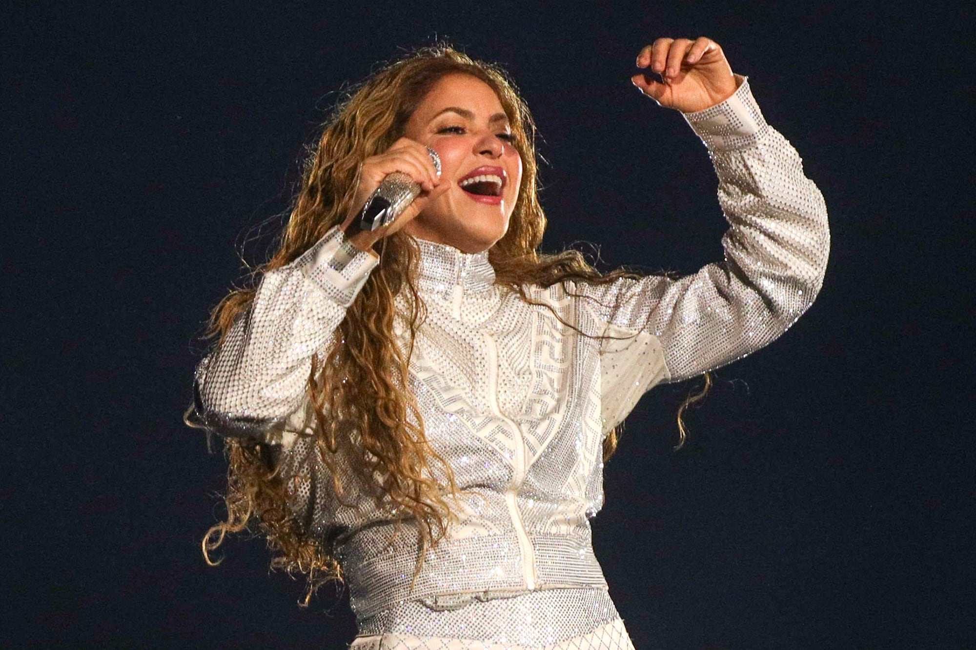 Vio un video en el que Shakira recomendaba una inversión, le hizo caso y perdió sus ahorros