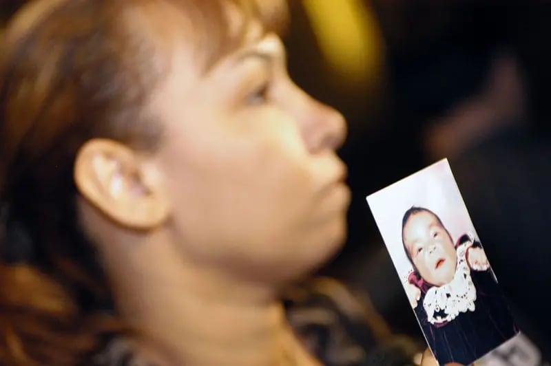 Luz Cuevas estaba convencida de que su hija no había muerto en el incendio y que seguía viva