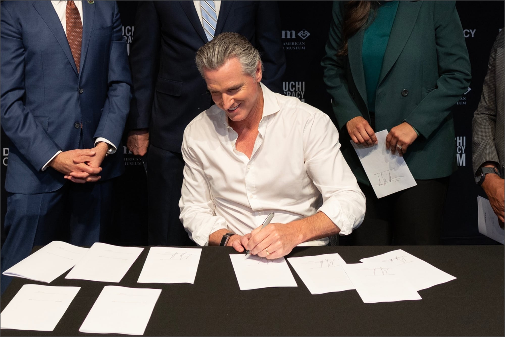 Es oficial: la ley firmada por Newsom que fortalece programas de intercambio entre California y México