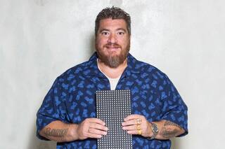 Era imprentero y se convirtió en el rey de las pantallas led importando de China