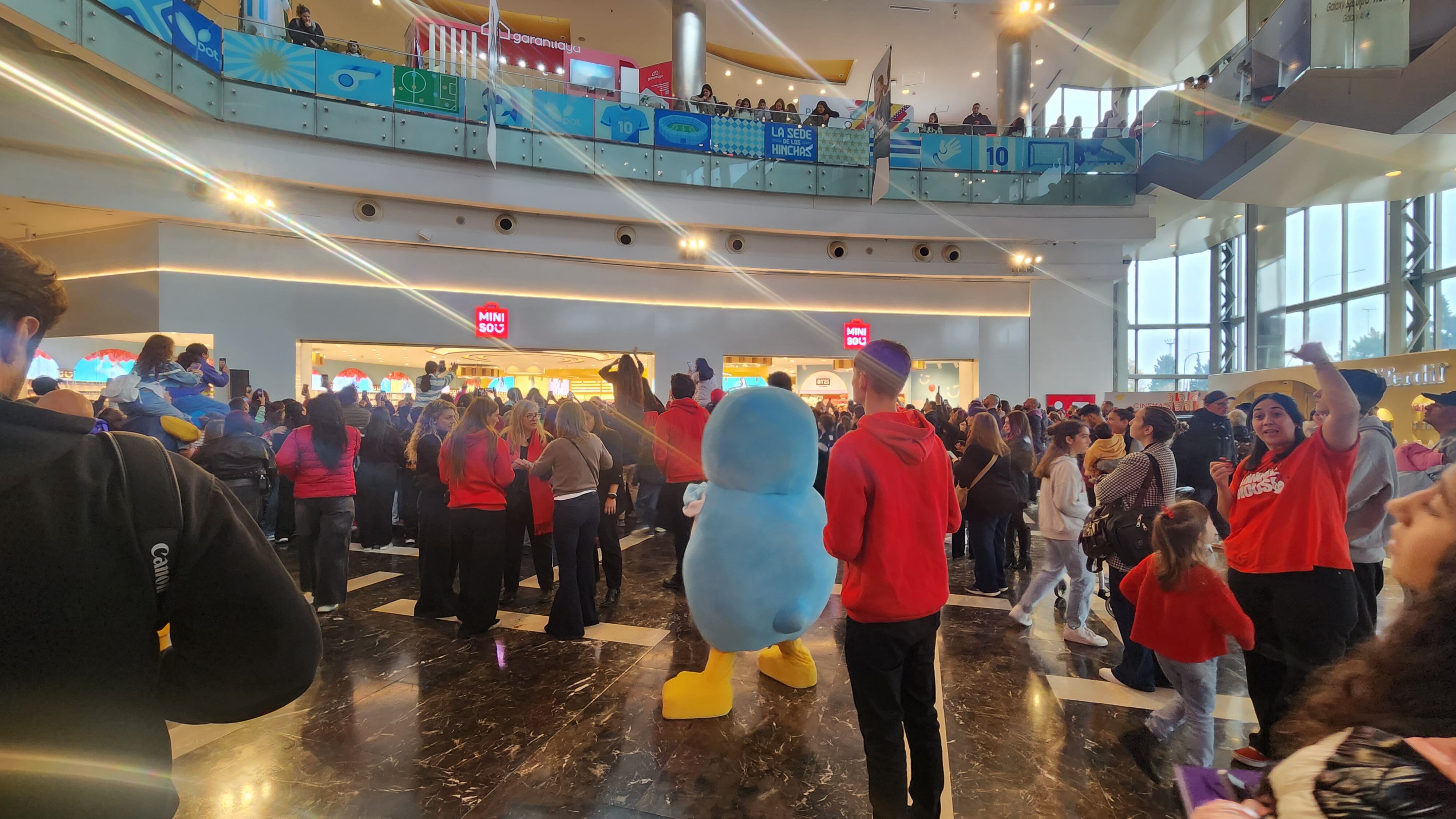 Miniso acelera su expansión en la Argentina: abrió su segunda tienda y avanza con un plan de US$50 millones
