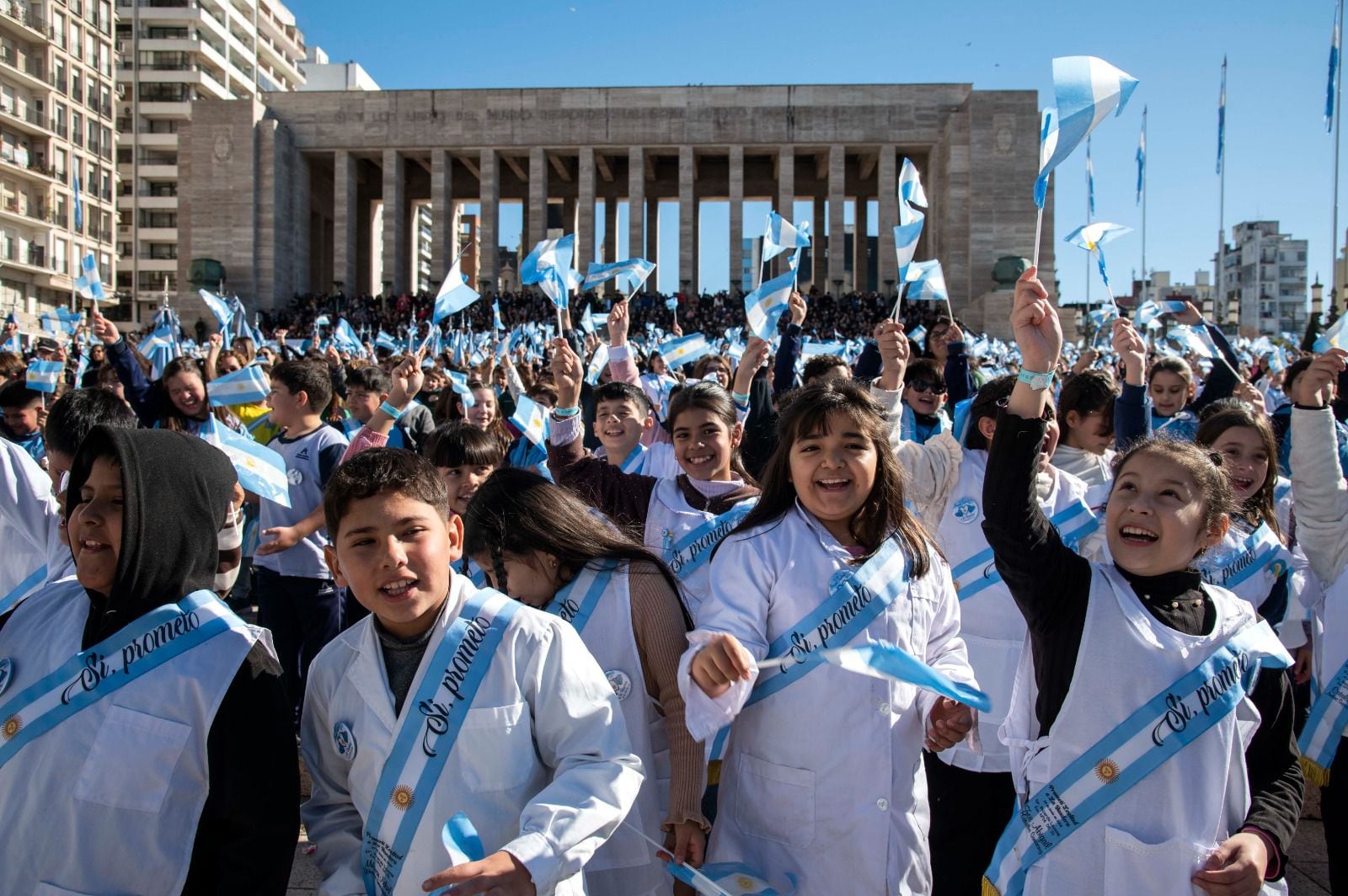 Más de 5000 chicos celebraron el cumpleaños de Lionel Messi en Rosario