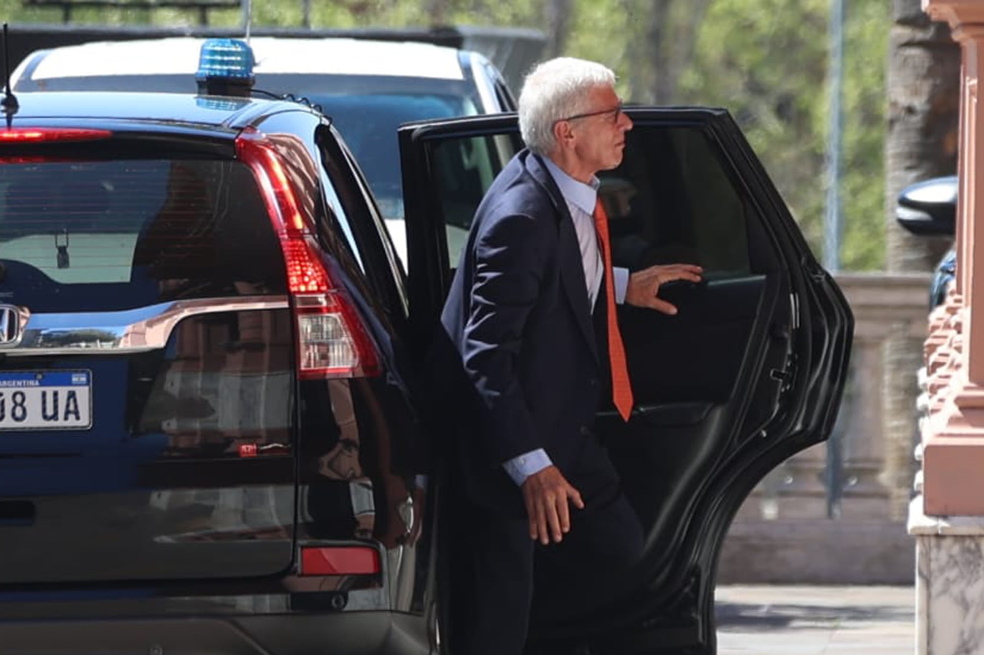 El ministro de Justicia, Mariano Cúneo Libarona, al ingresar a la Rosada