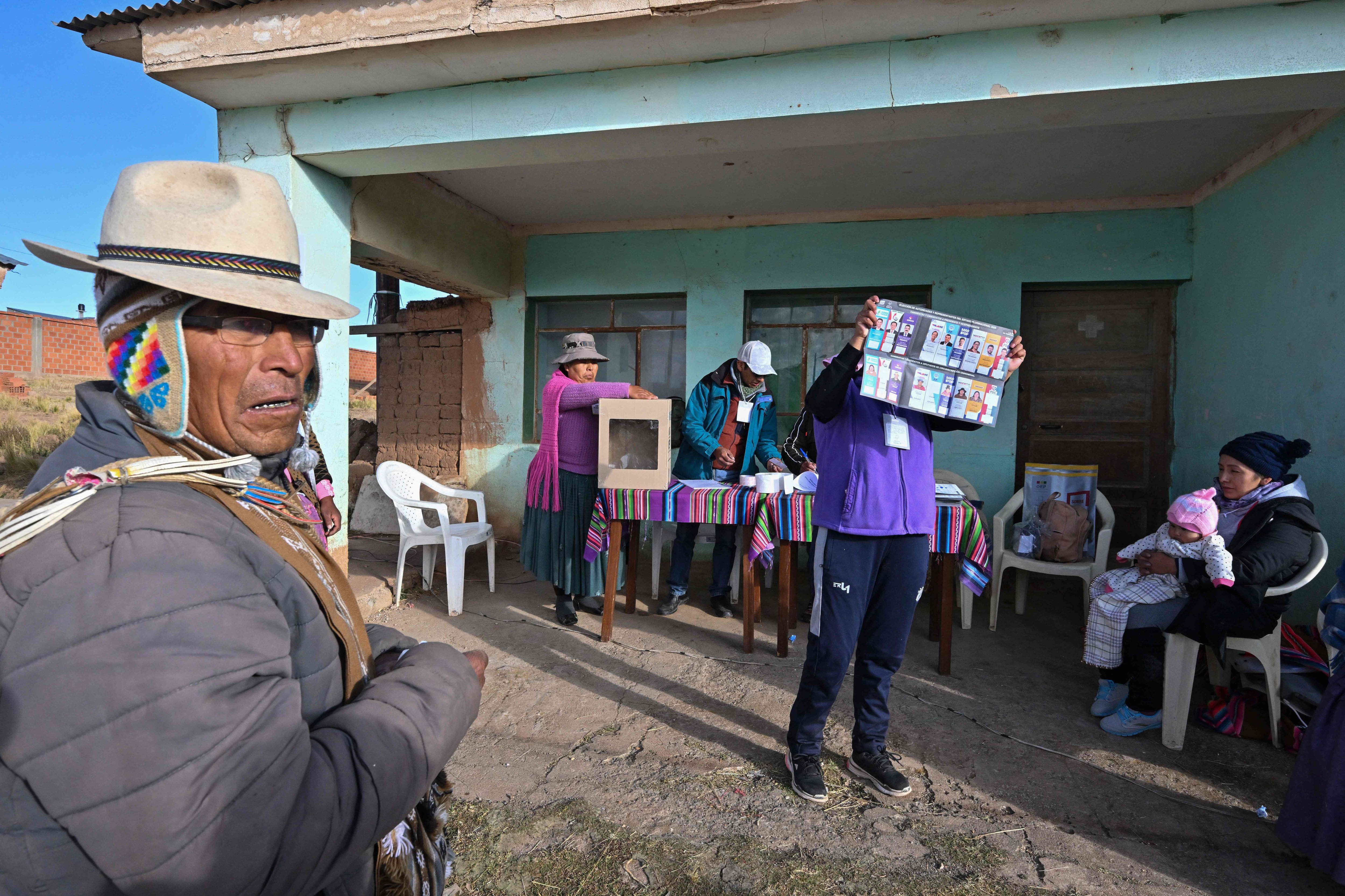 Un centro de votación en Laja, en el departameanto de La Paz