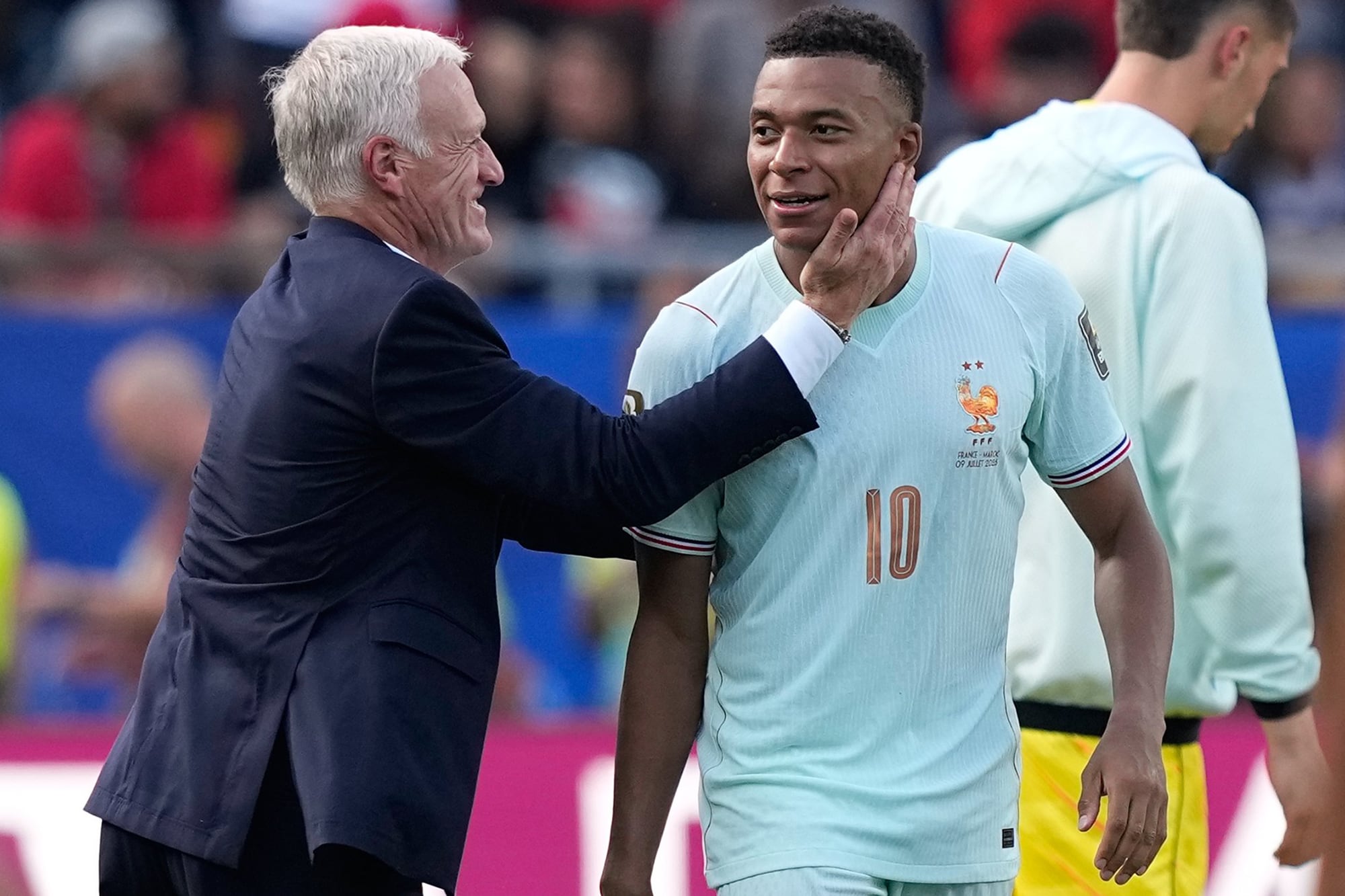 Didier Deschamps mantiene una relación entrañable con Kylian Mbappé