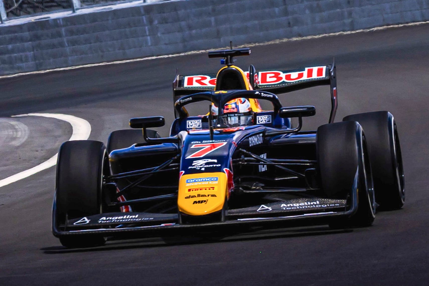 En el circuito urbano de MadRing, Mattia Colnaghi cerró la temporada 2026 de la Fórmula 3 con el MP Motorsport