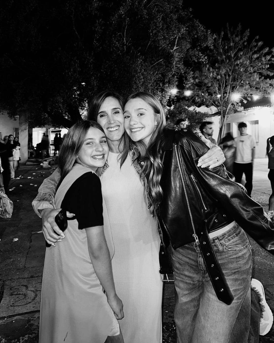 Soledad junto a sus hijas Regina y Antonia (Foto: Instagram @sole_pastorutti)