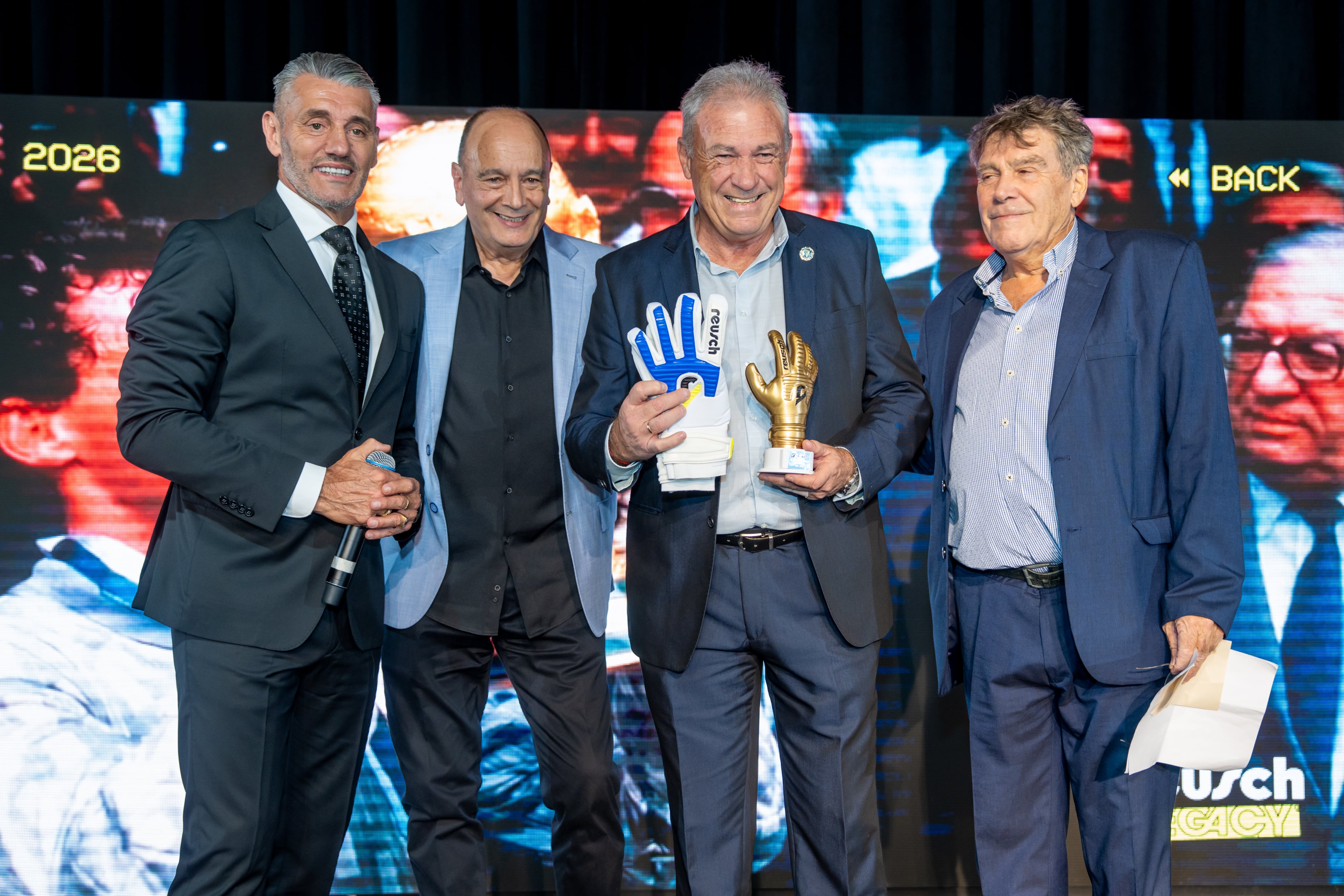 Sergio Goycochea, Jorge Monastirsky -Director de Reusch Argentina-, Nery Pumpido y Carlos Goyén
