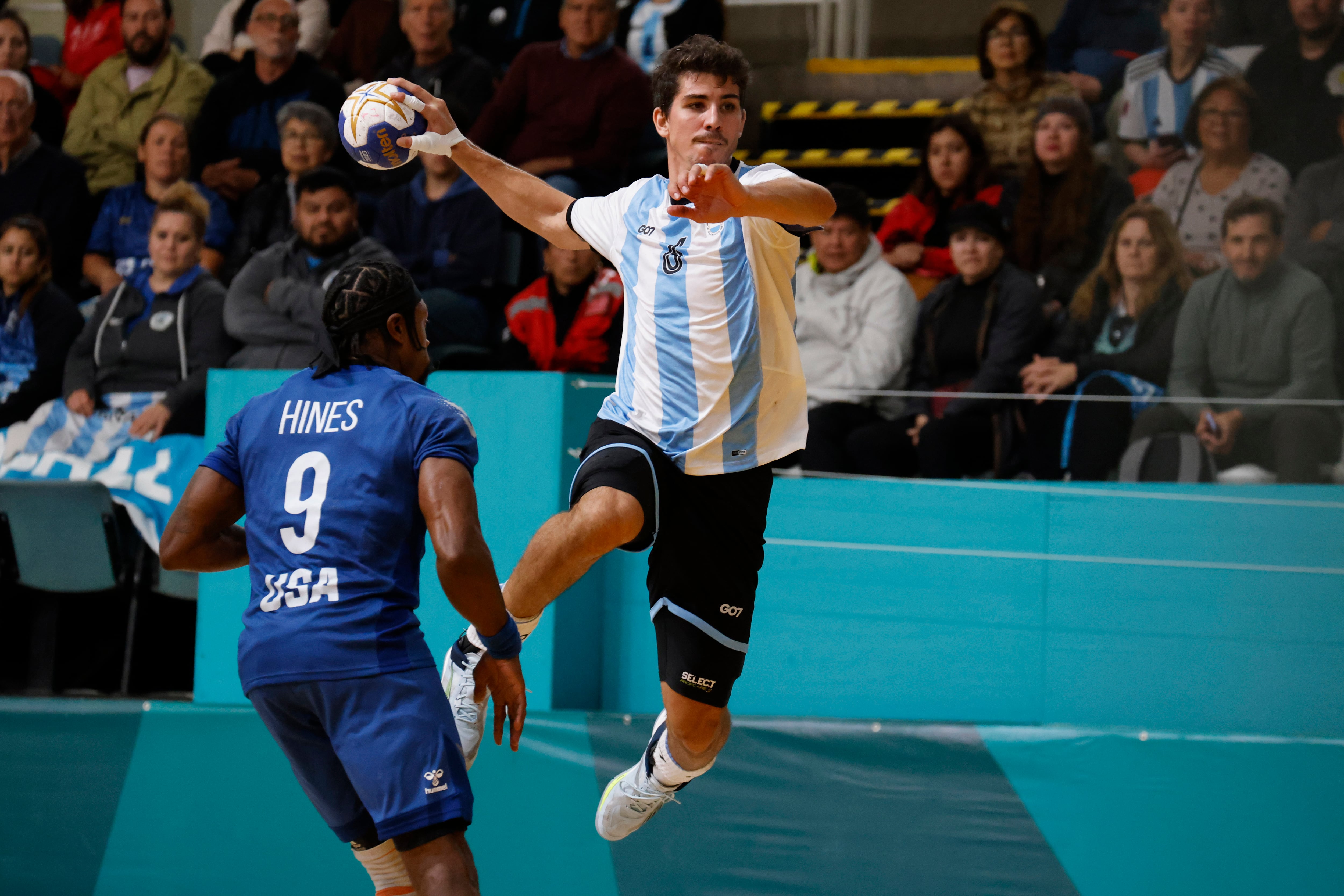 Diego Simonet, símbolo de la selección argentina en tres Juegos Olímpicos y seis Mundiales, se retiró este año del handball profesional