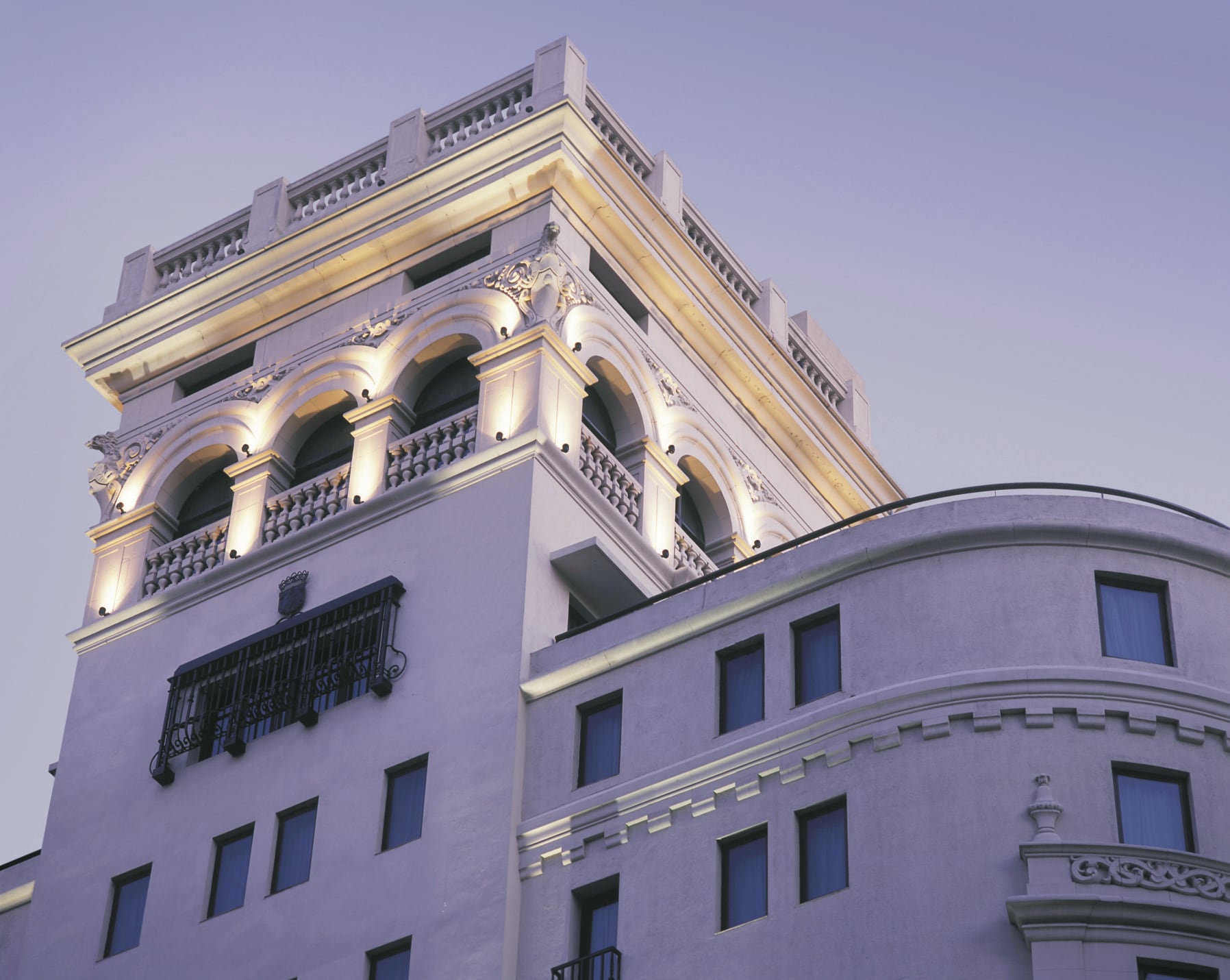 El remate del edificio tal como se observa hoy