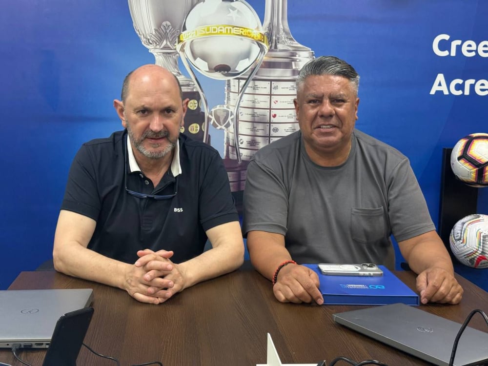 Rafael Louzán, presidente de la Real Federación Española de Fútbol, y Claudio
