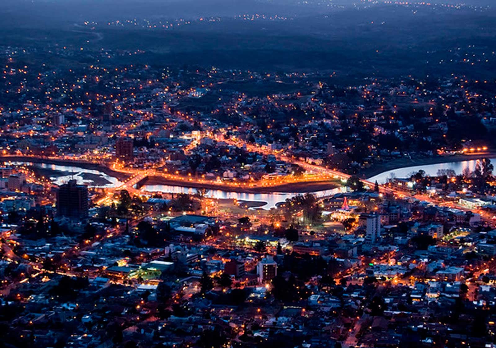 Ciudades con buenos indicadores materiales, como Villa Carlos Paz, presentan importantes deficiencias en infraestructura de servicios