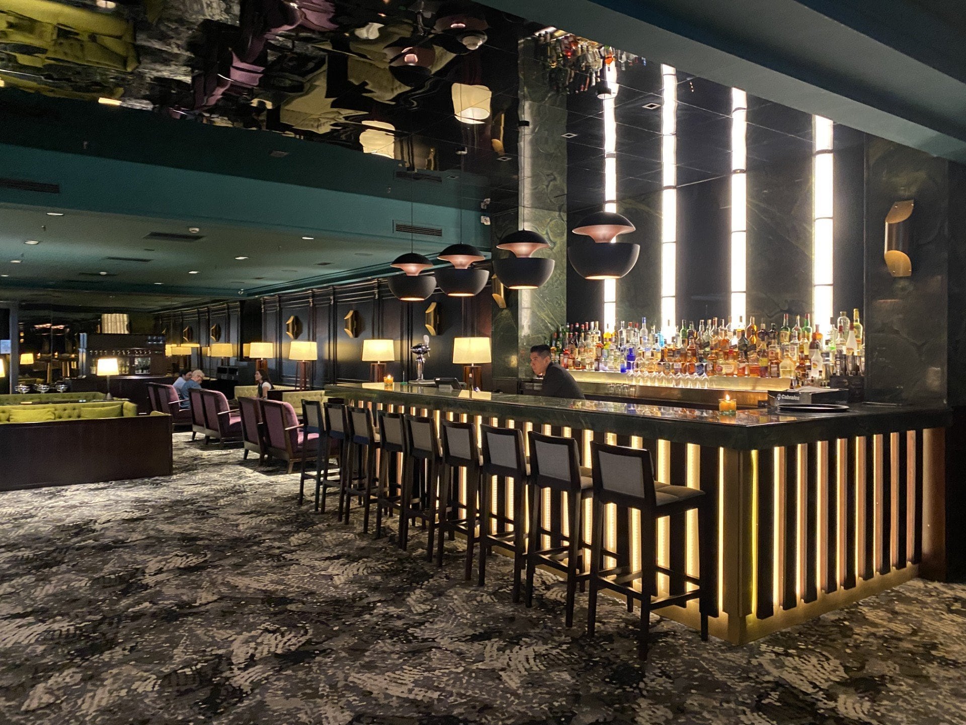 Circuito de lujo (accesible): comer y beber en los mejores hoteles porteños