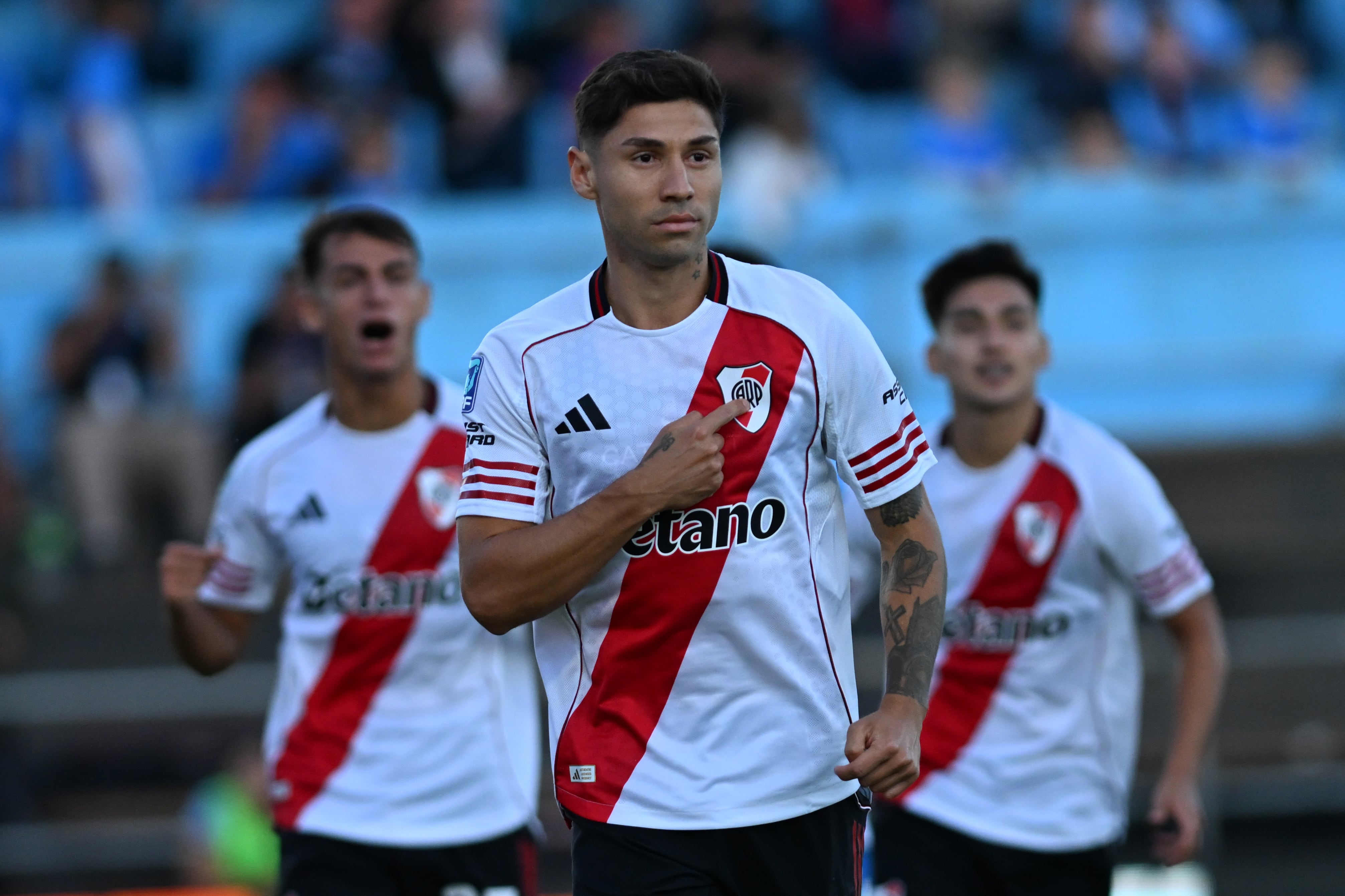 River logró su tercera victoria en fila en el campeonato