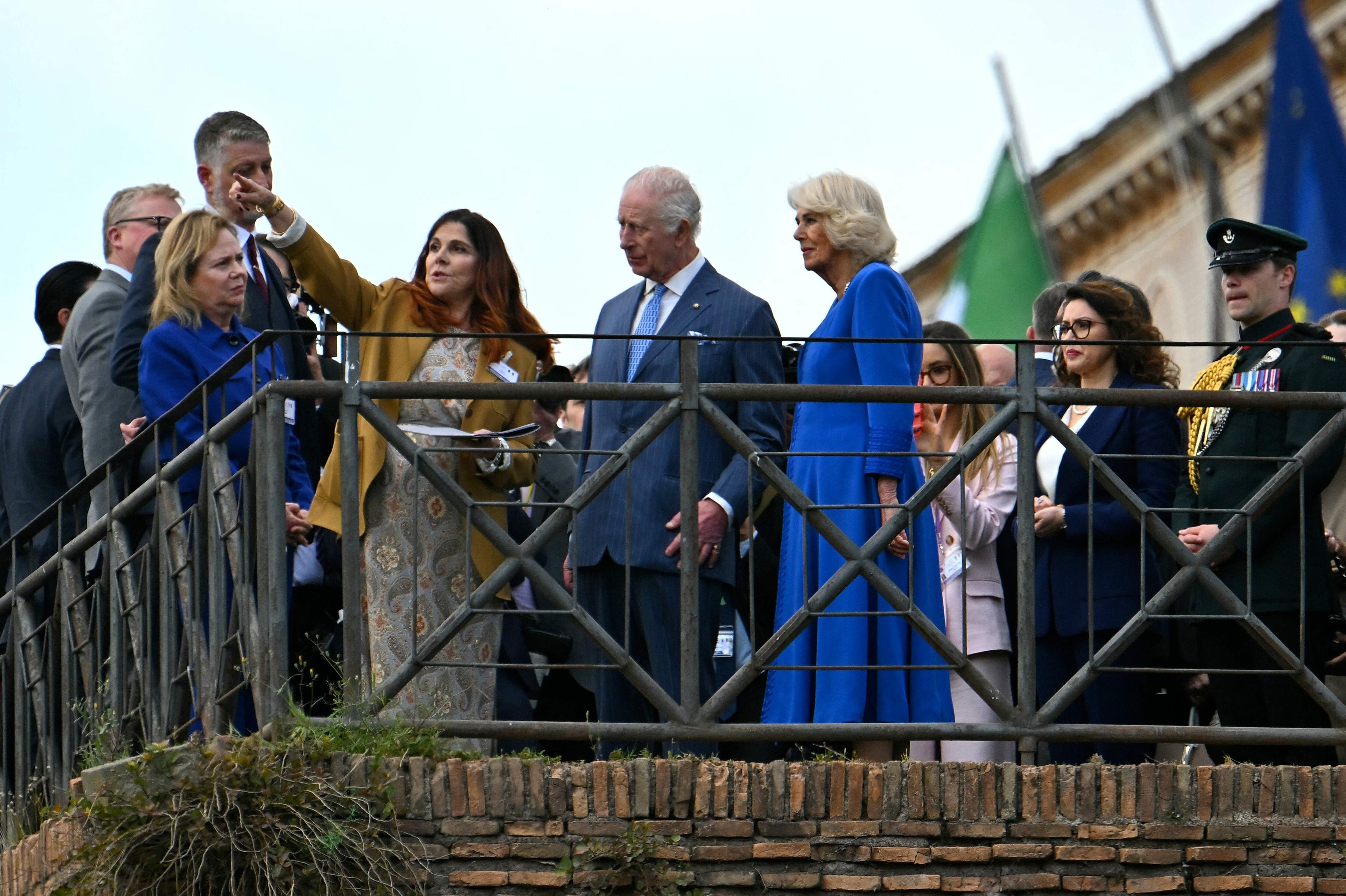 Carlos y Camilla en el Coliseo