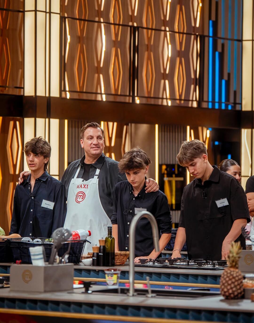 Maxi López se emocionó en medio de la visita de sus hijos en el programa (Foto: Instagram @officialmaxilopez)
