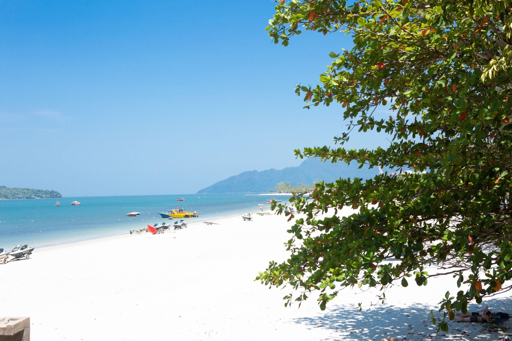 El atractivo principal de la isla Langwaki son sus playas