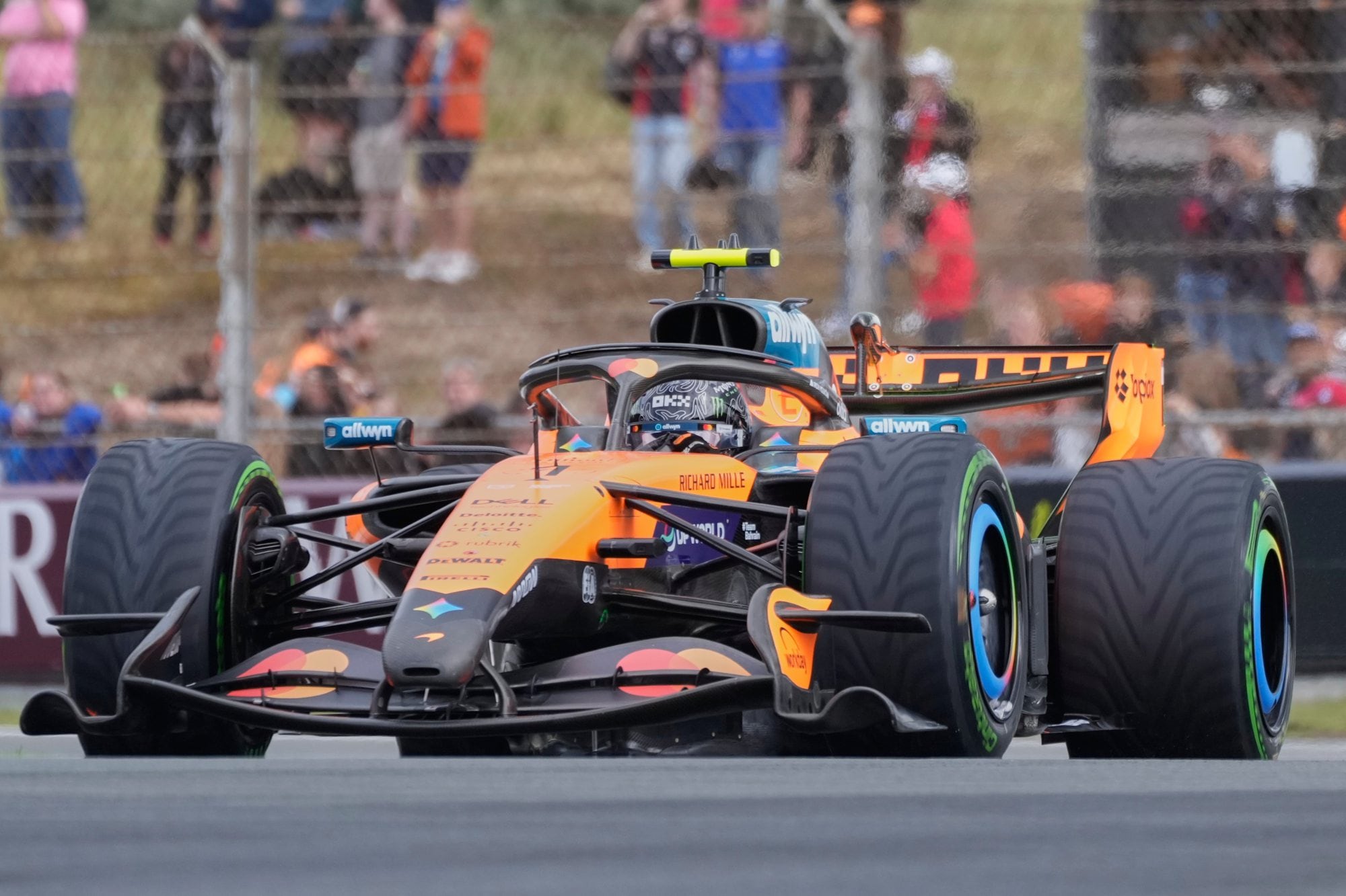 Lando Norris quedó muy cerca de George Russell, pero largará segundo en la carrera sprint
