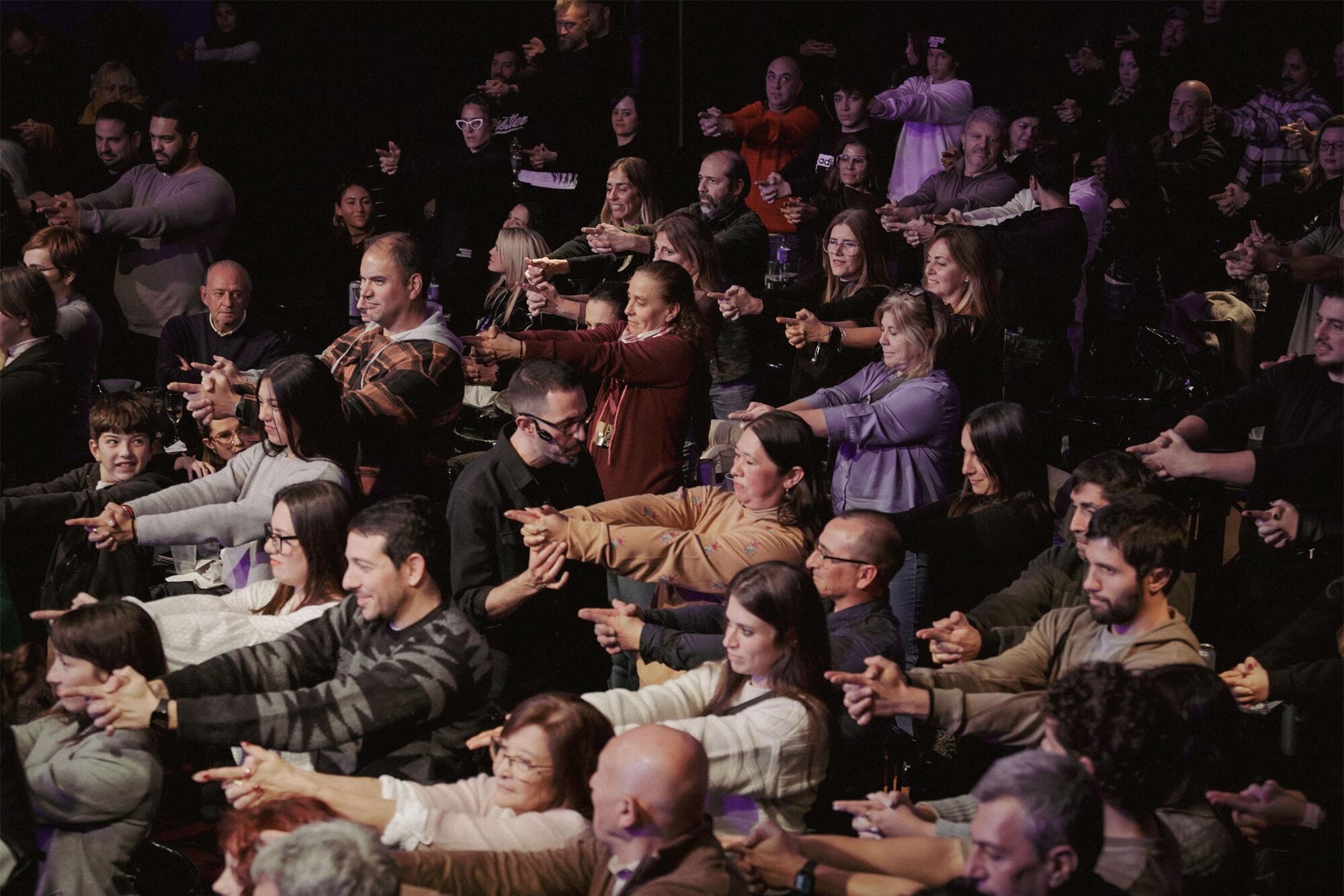 Adrián Lacroix durante su presentación en La Trastienda