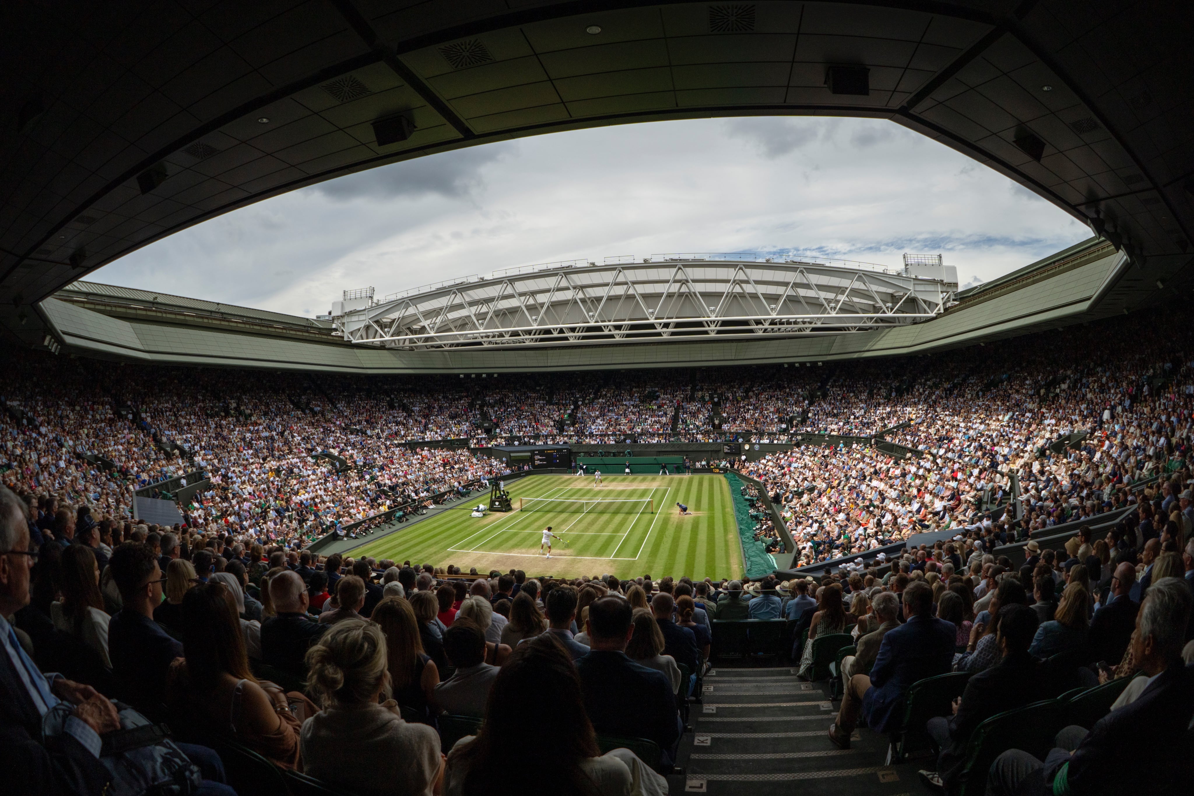 Julio es el mes clásico de Wimbledon, que en 2025 dejará de utilizar jueces de línea y usará la tecnología