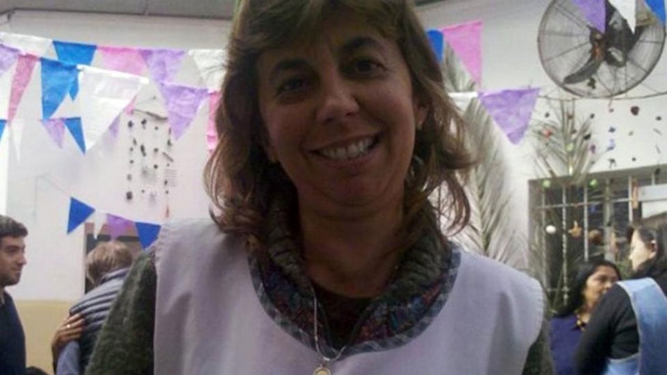 Cinzia Pellegrini sufrió una brutal golpiza a manos del padre de una alumna en la escuela N°503 de San Fernando