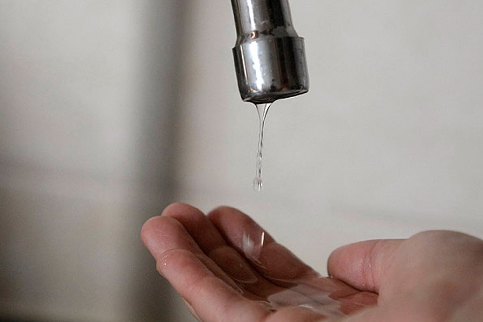El Gobierno había autorizado los cortes de agua por falta de pago