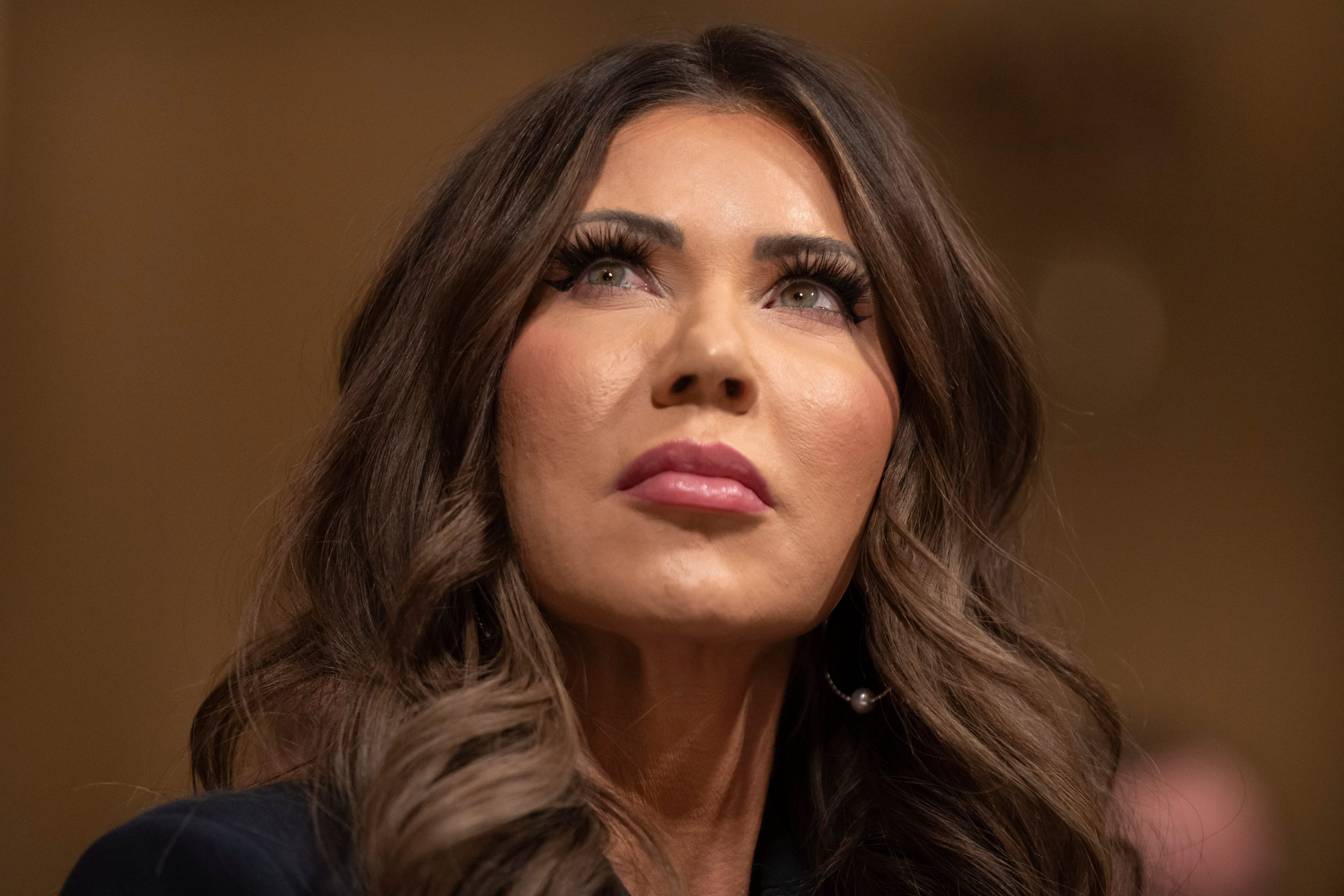 La secretaria de Seguridad Nacional de EEUU Kristi Noem en el Congreso en Washington el 11 de diciembre del 2025. (AP foto/Mark Schiefelbein)