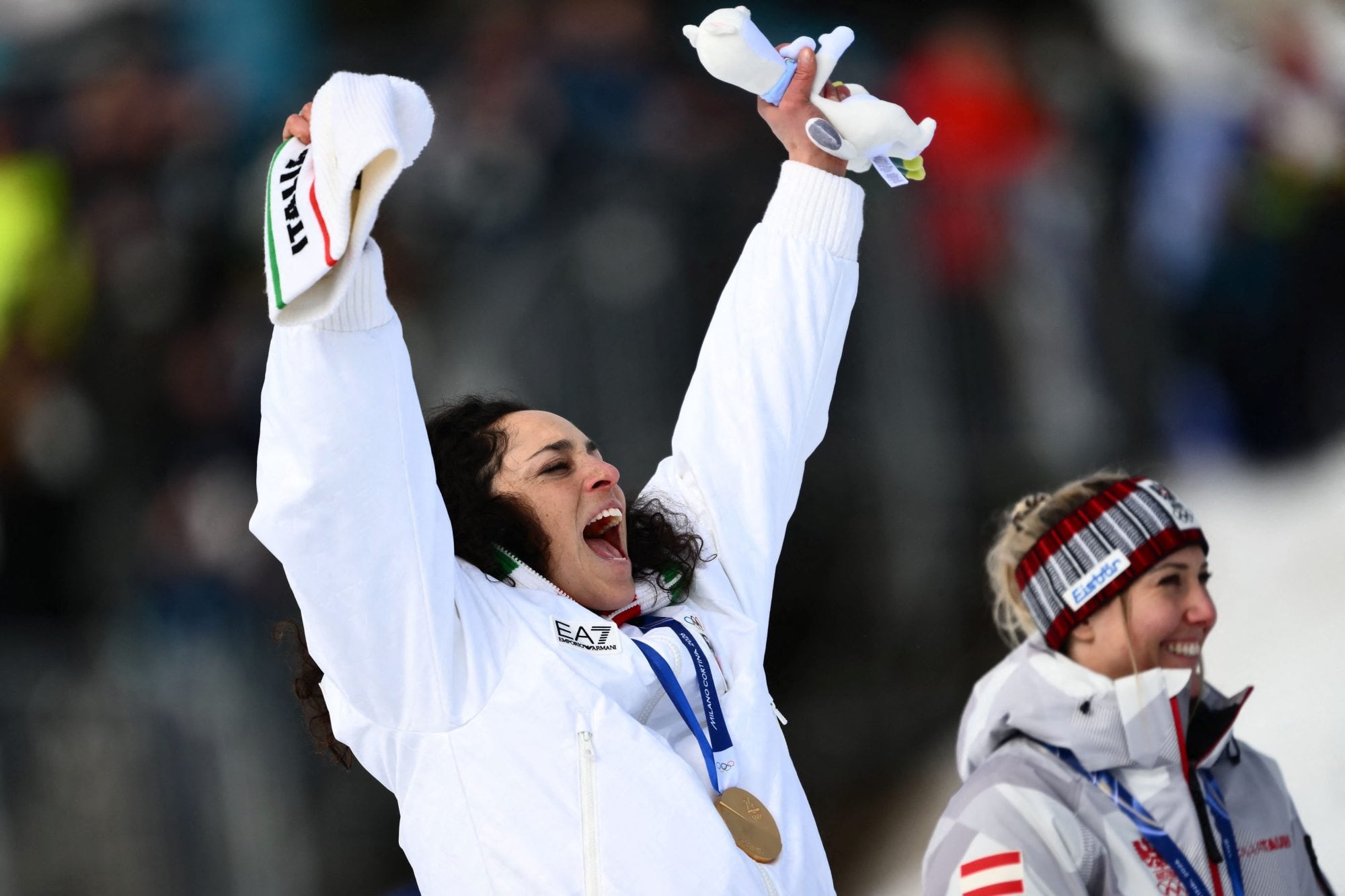 Federica Brignone, la campeona indestructible del esquí: ganó el oro diez meses después de un grave accidente