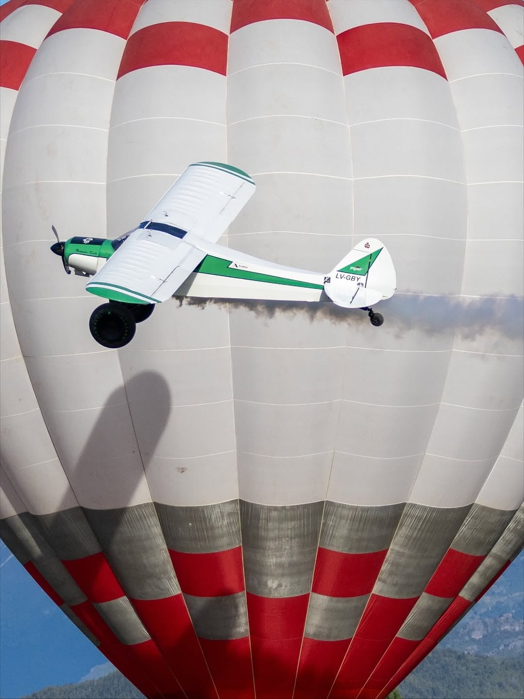 Volar en globo por la Patagonia, una experiencia inusual