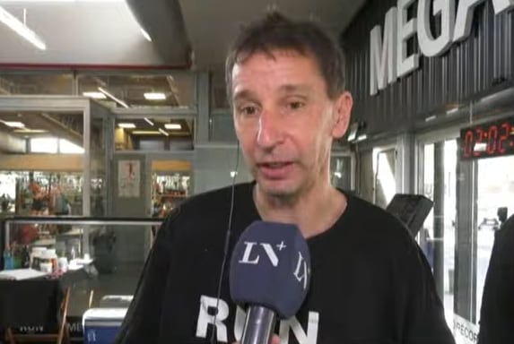 Es argentino, corre hace 40 años y busca romper un récord Guinness que va más allá de la velocidad 6 El maratonista argentino Rodolfo Rossi en diálogo con LN+