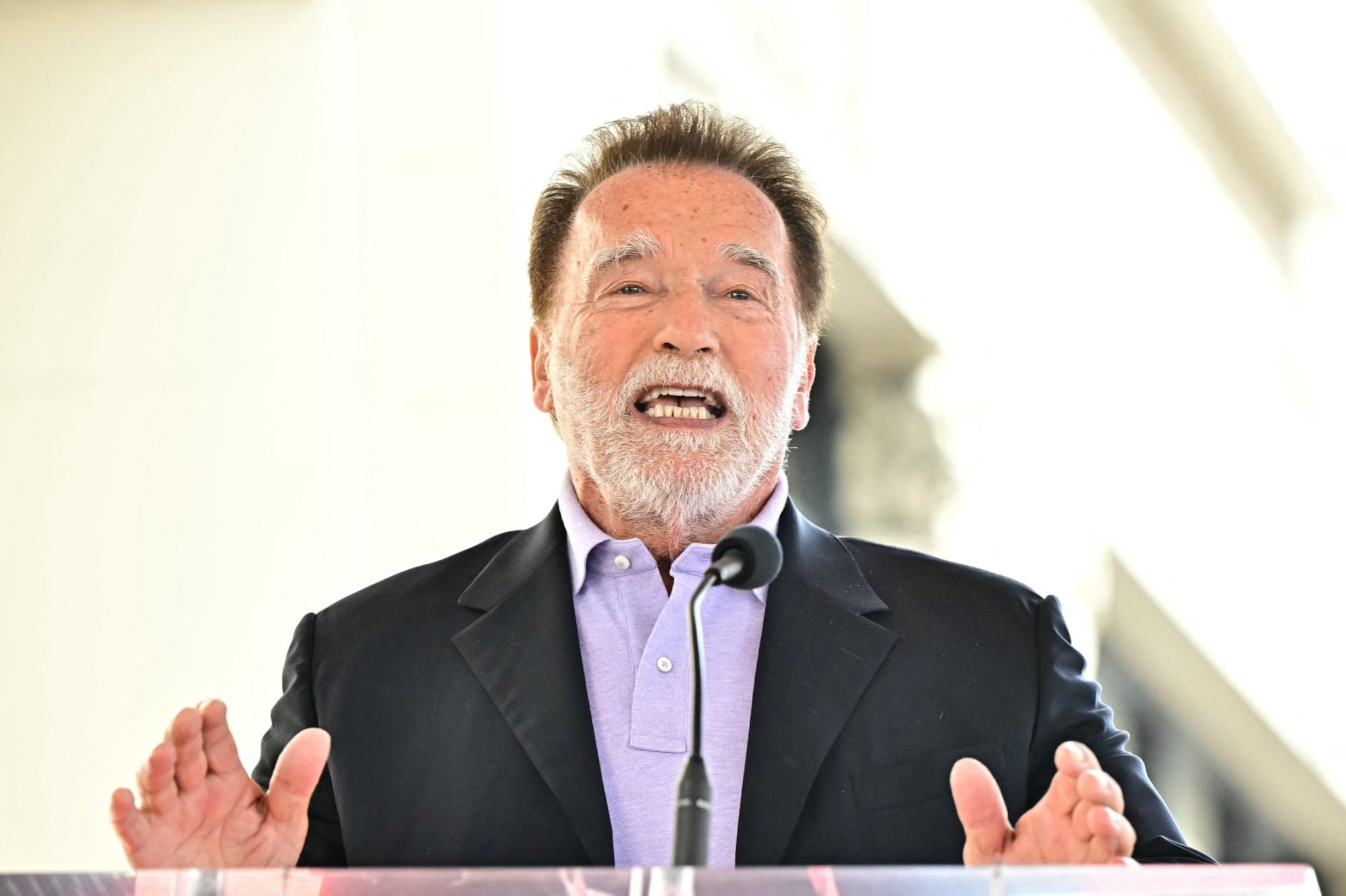 Arnold Schwarzenegger y una crítica directa a la política en California: “Servidores públicos, no servidores de partidos políticos”