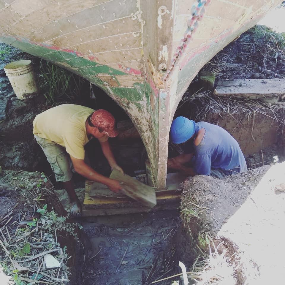 Parte de los trabajos en la histórica embarcación Selva