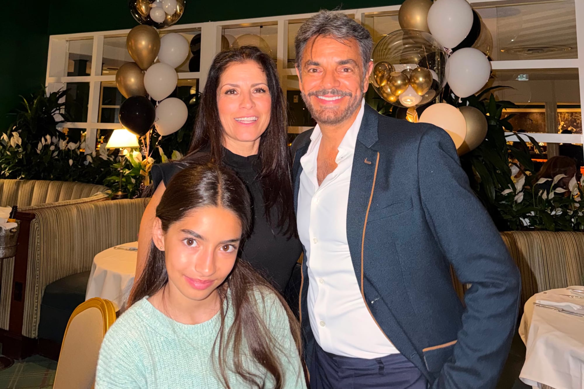 Eugenio Derbez anuncia junto a su esposa la llegada de alguien a su familia: “Nos animamos a adoptar”