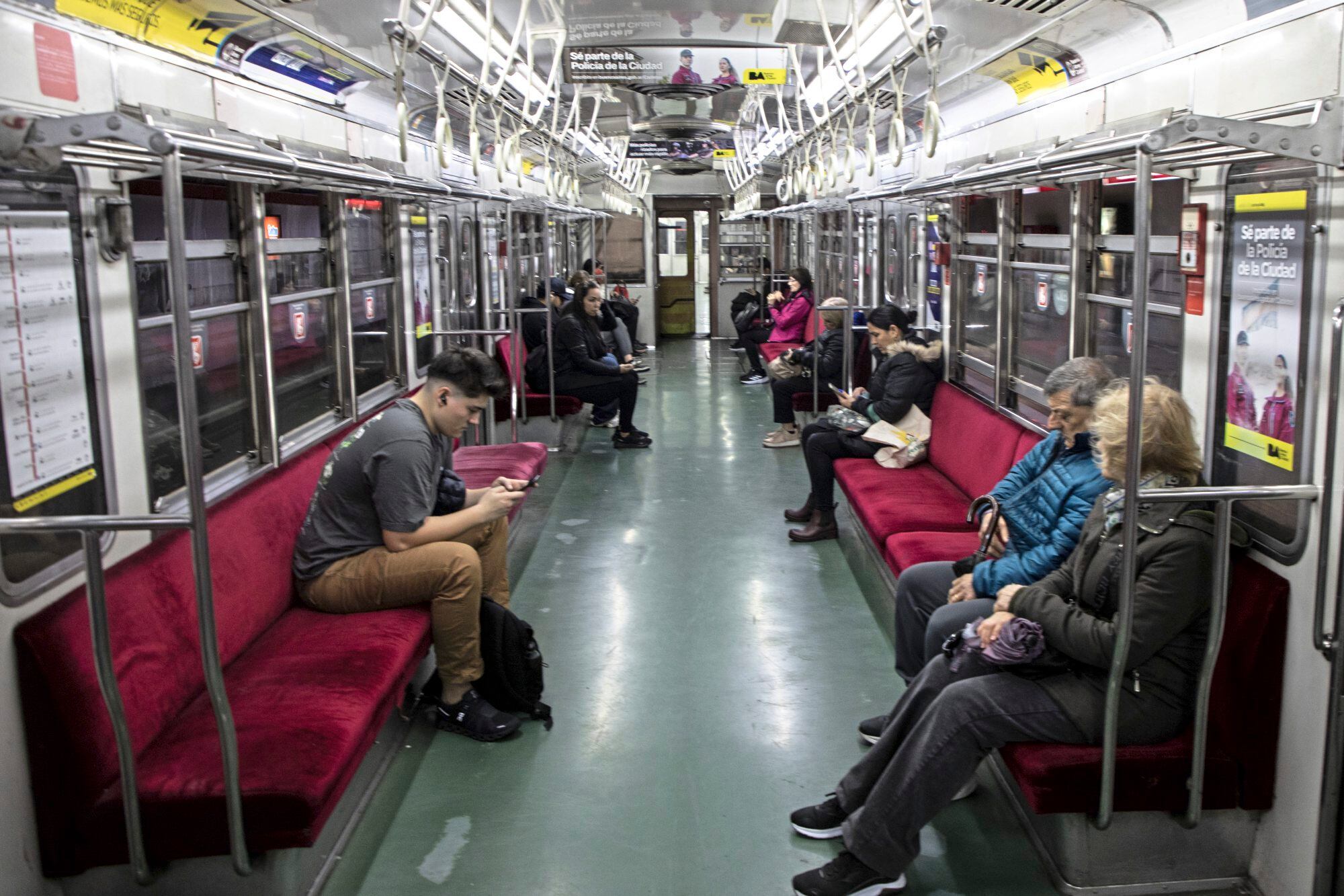 El subte, la opción principal de los porteños